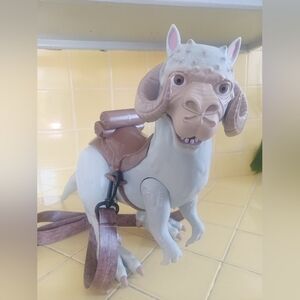 Tauntaun Popcorn Bucket Disney